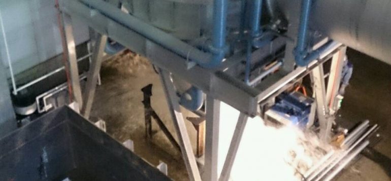 機械修理メンテナンス