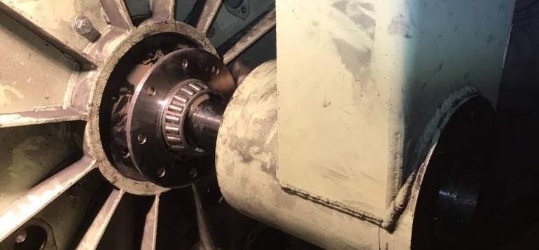 機械修理メンテナンス